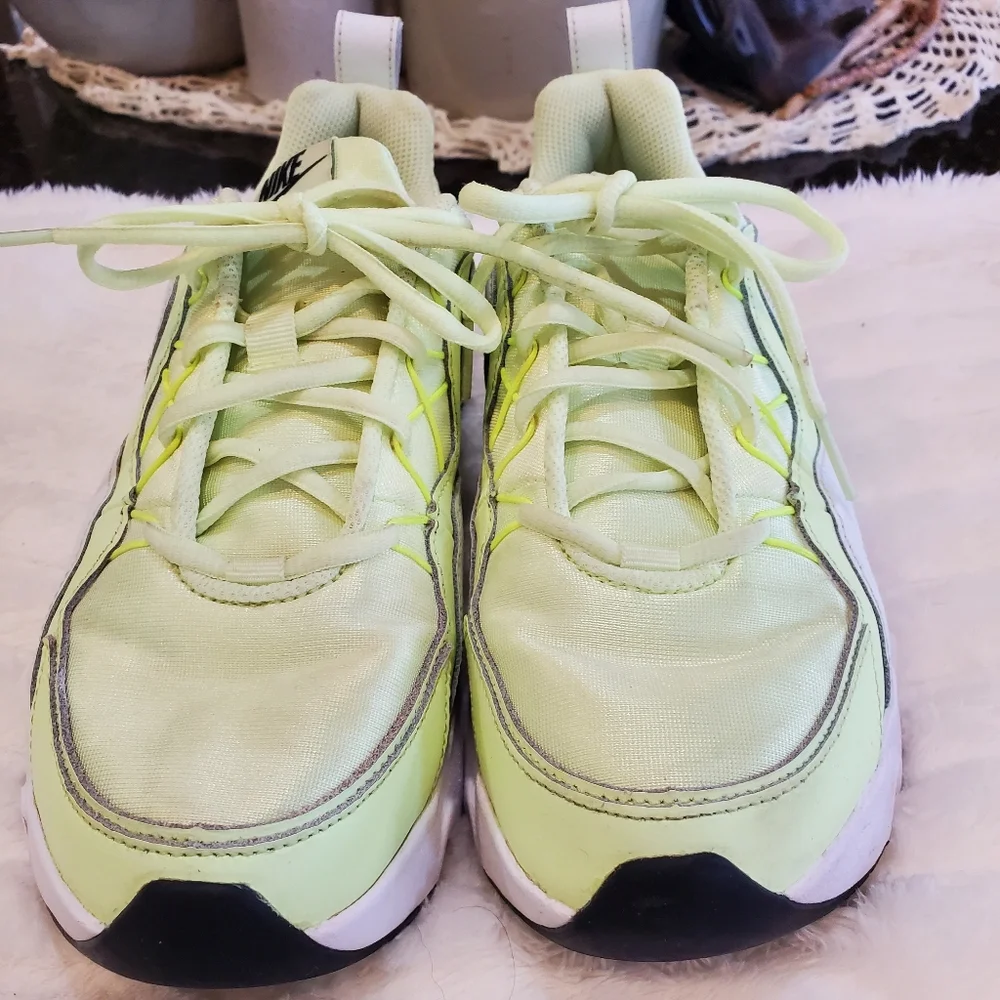 Nike Ryz‎ 365 Shoes